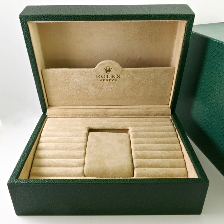 Rolex box 70.00.55 Oyster Perpetual Day-Date Yellow Gold champagne dial